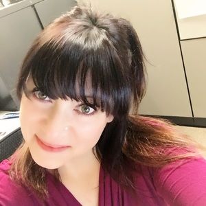 Meet your Posher, Deanna